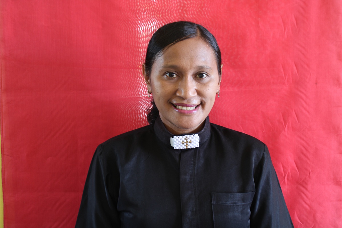 Elsina Leonora Soumokil,S.Si.,M.Pd.K