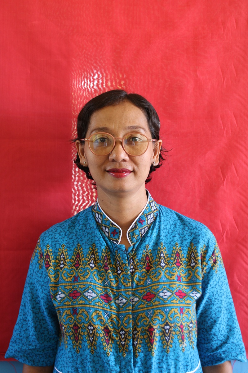 Enny Ernawati Porong S. Si., M. Th